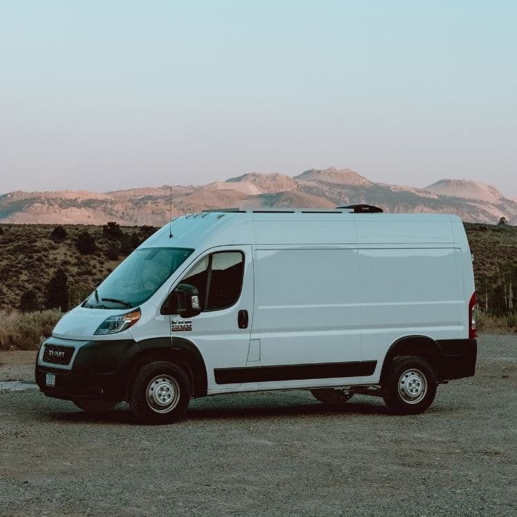 homeservice-professionals-van